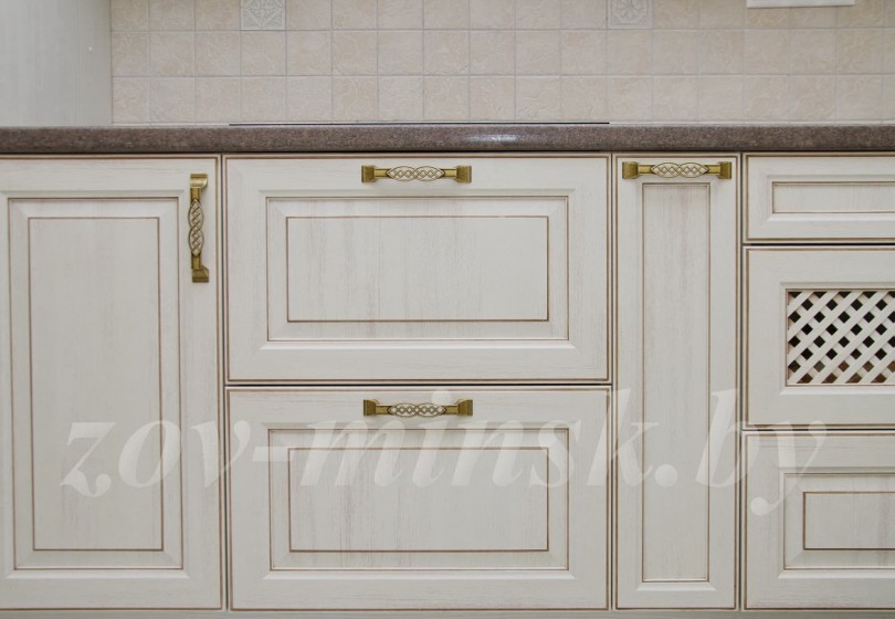 Кухня ЗОВ Канзас с рамочными фасадами